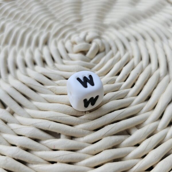 Letra 12 mm W